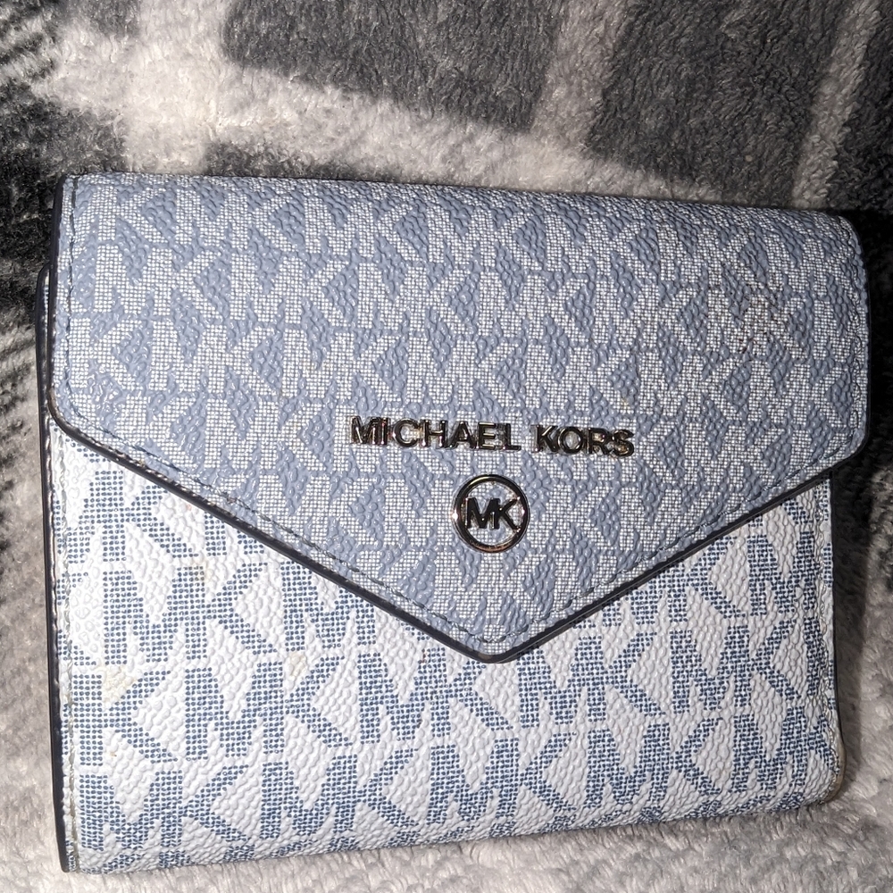 COPY - Michael Kors Half Wallet